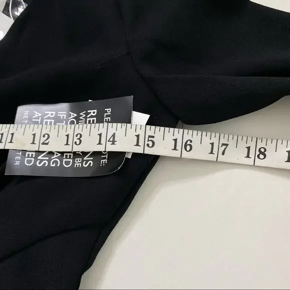 NWT Self-Portrait Twist Front Plunge Neckline Cropped Jumpsuit Black Size US 0 - Picture 9 of 11